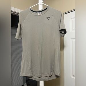 Men’s Gymshark shirt. Size medium. Very good condition.